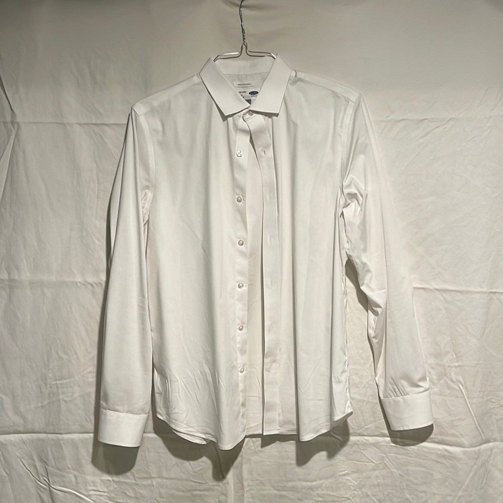 Old Navy Men’s White Dress Shirt